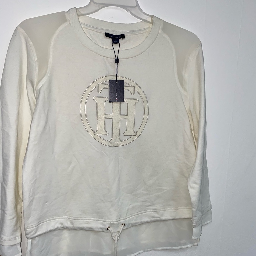 🦢Tommy Hilfiger🦢 Cream lace Long sleeved top